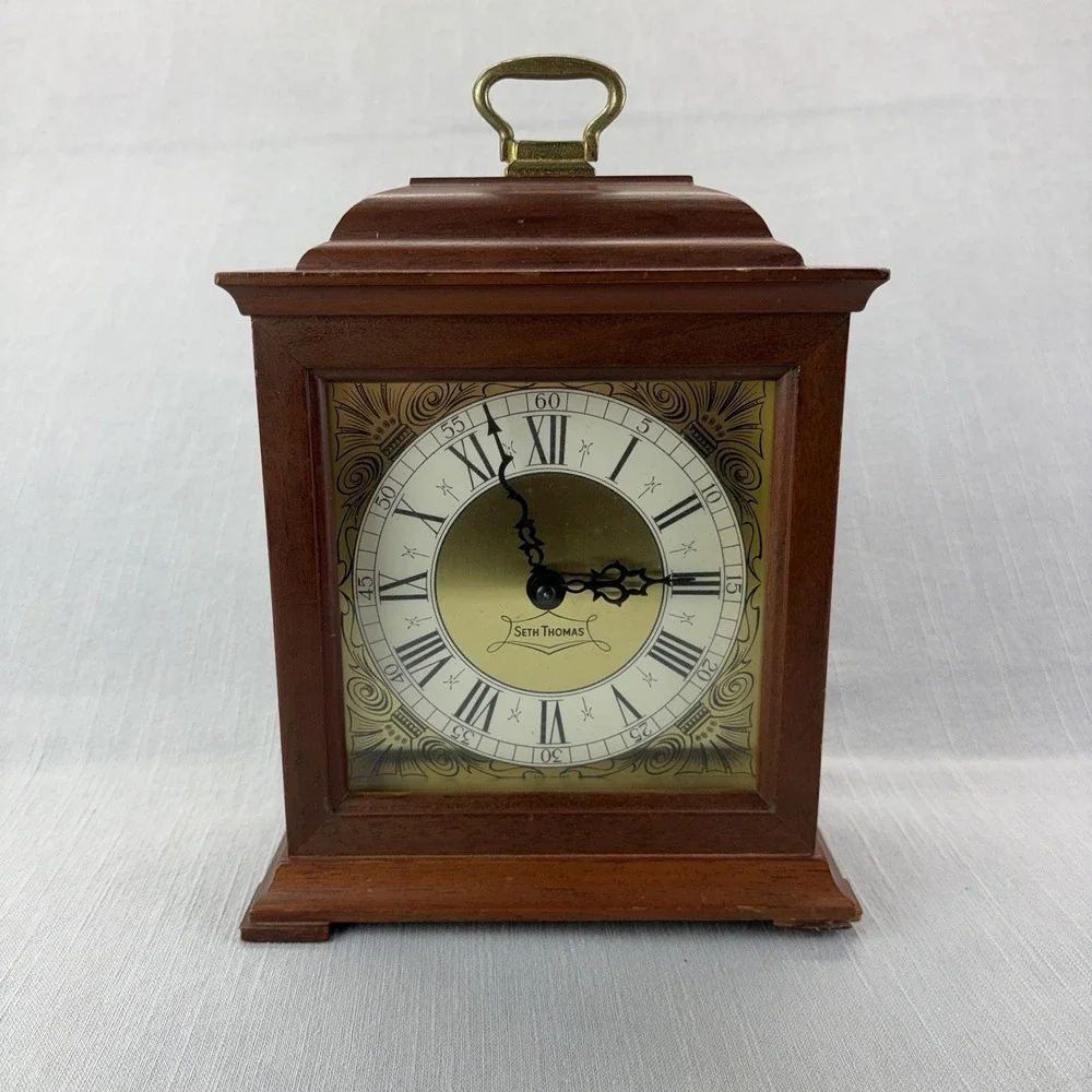 Seth Thomas Exeter Mantel Clock Westminster Chime 8-Day Keywound Wood Case